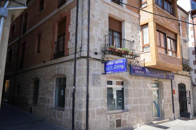 Apartamentos Turisticos Empecinado Роа Экстерьер фото