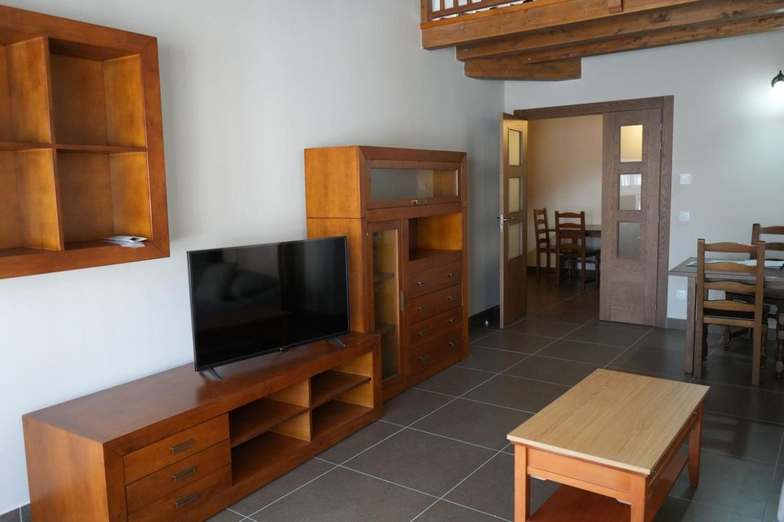 Apartamentos Turisticos Empecinado Роа Экстерьер фото